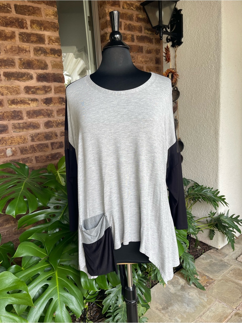 Light Gray and Black Contrast Pocket Tunic
